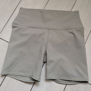 Alo Yoga High Waist Airlift Short Olive Branch Size Large Athletic Biker